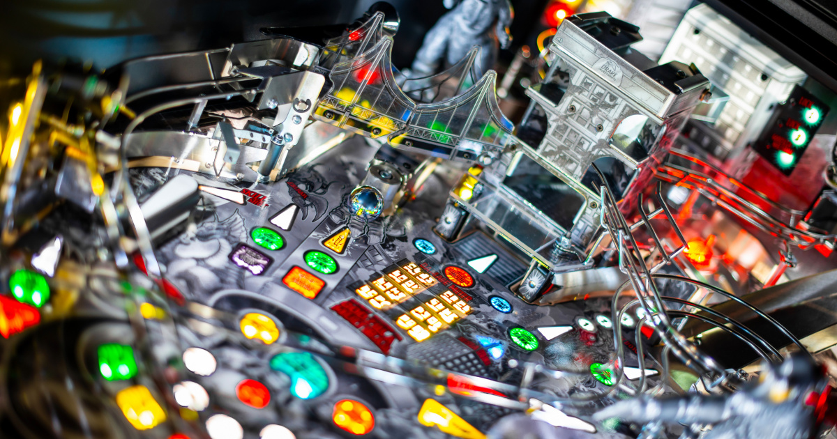 sternpinball.com